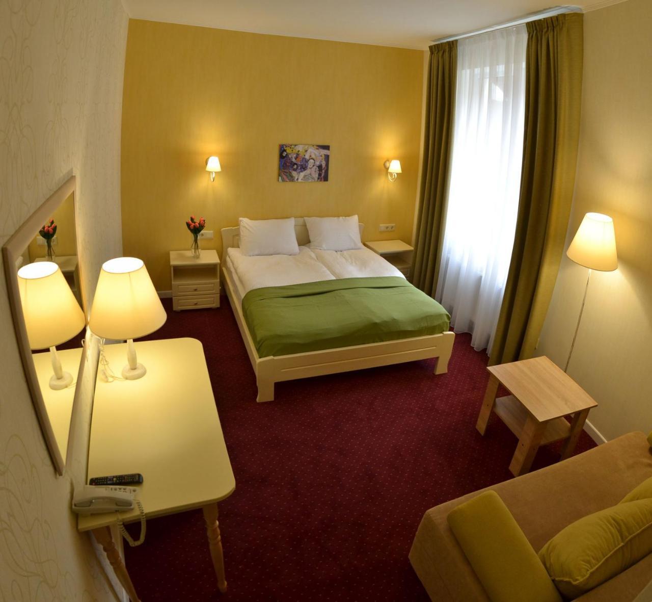 Hotel Ajur Odesa Exterior photo